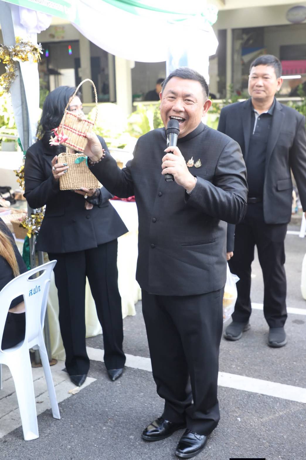 title - ส.ป.ก. เดินหน้าส่งเสริมรายได้เกษตรกร จัดงาน “ส่งความสุขปีใหม่ มอบให้เกษตรกรในเขตปฏิรูปที่ดิน” ทั่วประเทศ  ณ สำนักงานการปฏิรูปที่ดินเพื่อเกษตรกรรม ถนน ราชดำเนินนอก